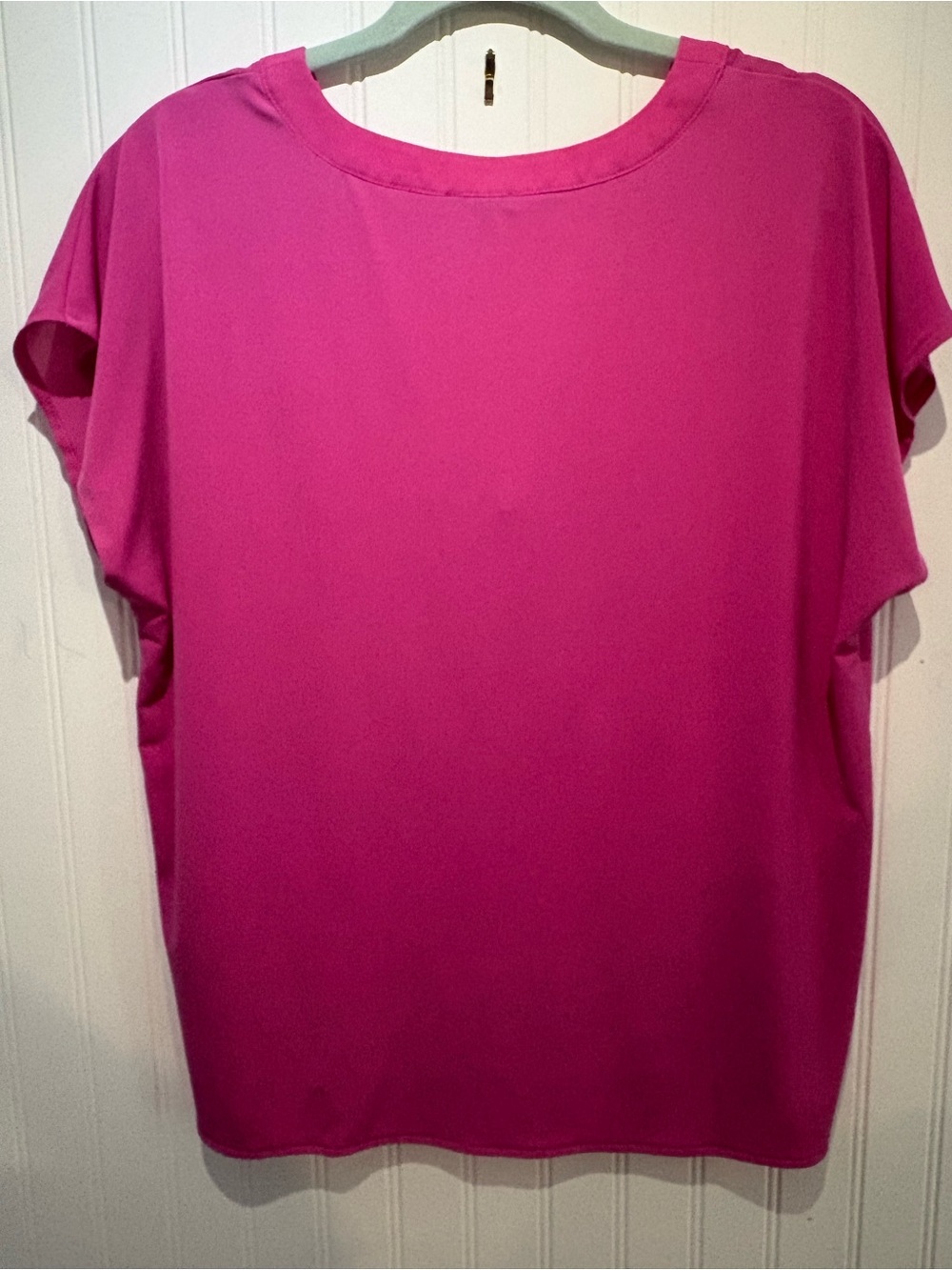 ANN TAYLOR M Fuchsia V-Neck Blouse NWOT - Picture 3 of 6